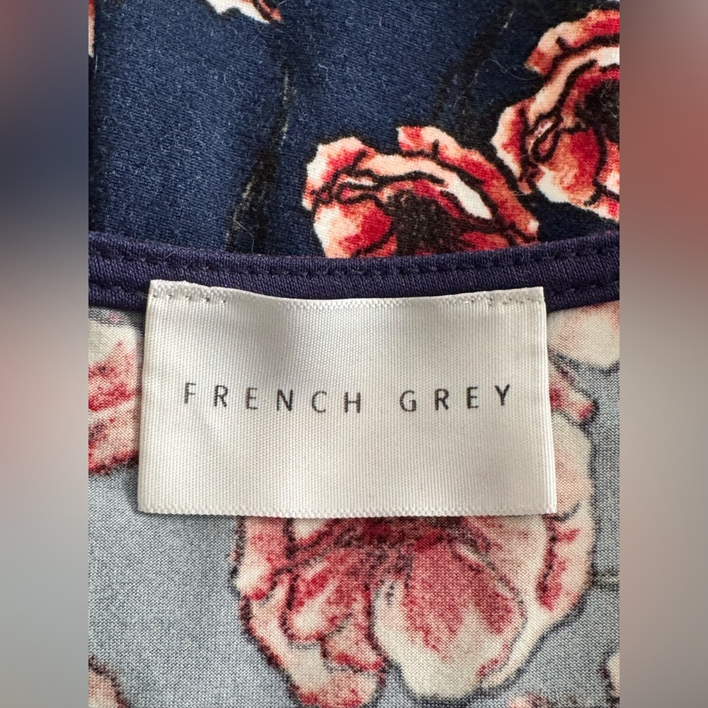 French Grey Floral Sleeveless Navy Dress - Size Large - Picture 7 of 8